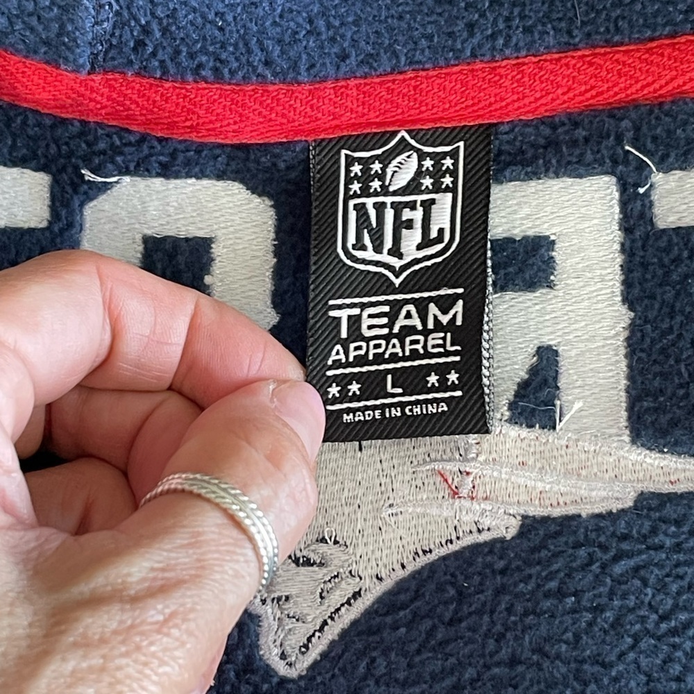 New England Patriots NFL Team Apparel Hooded Fleece Zip Jacket Men’s L Blue Red - Picture 8 of 16